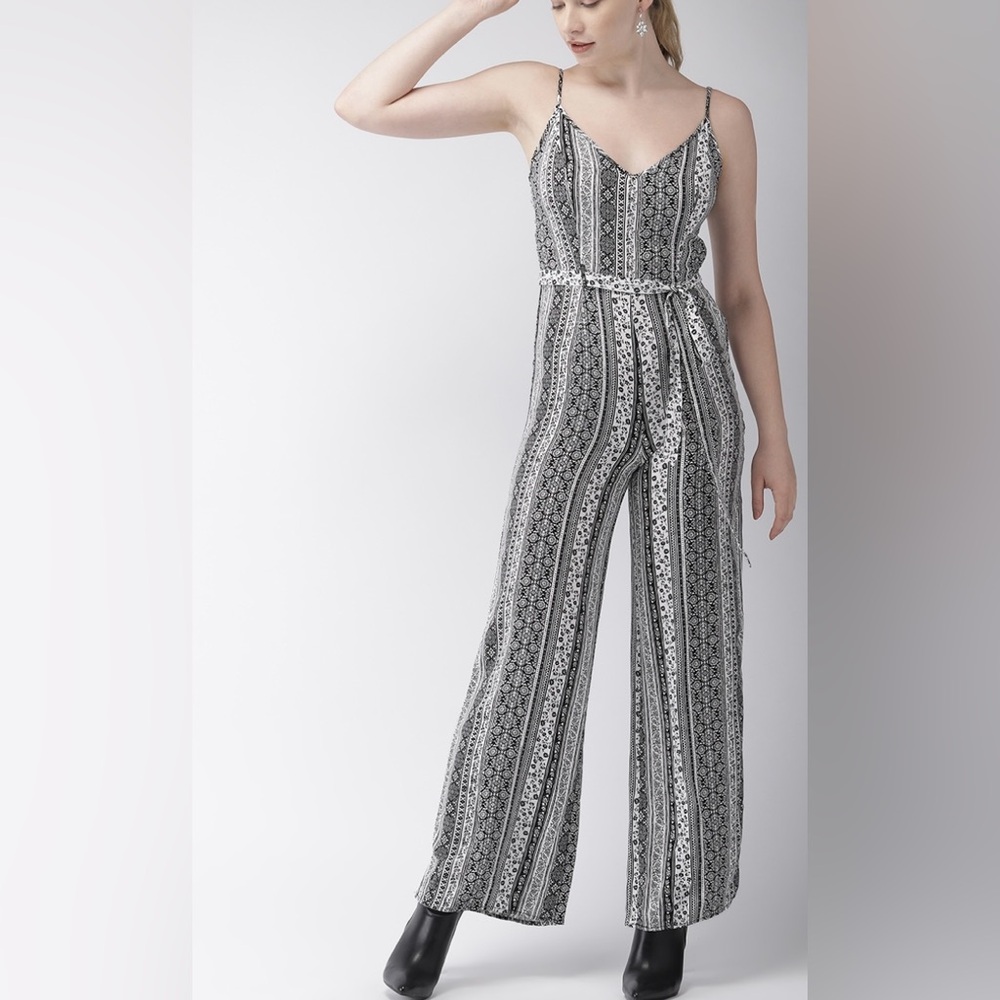 Forever 21 Black and White Spaghetti strap jumpsuit